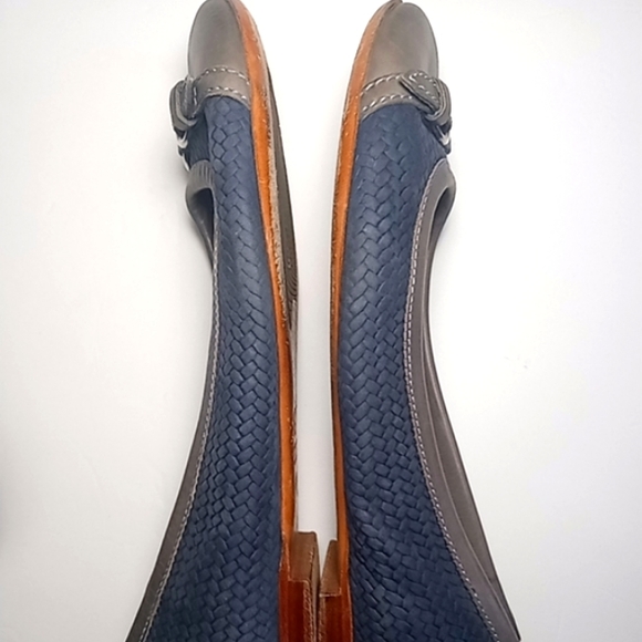 AGL flats - Picture 2 of 9